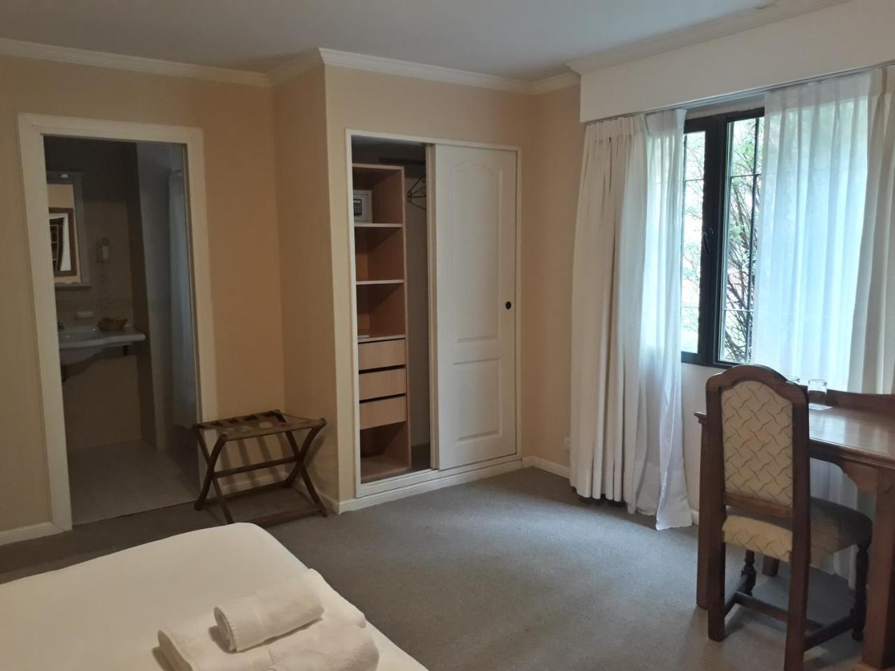 Keuken Hotel El Calafate Kültér fotó